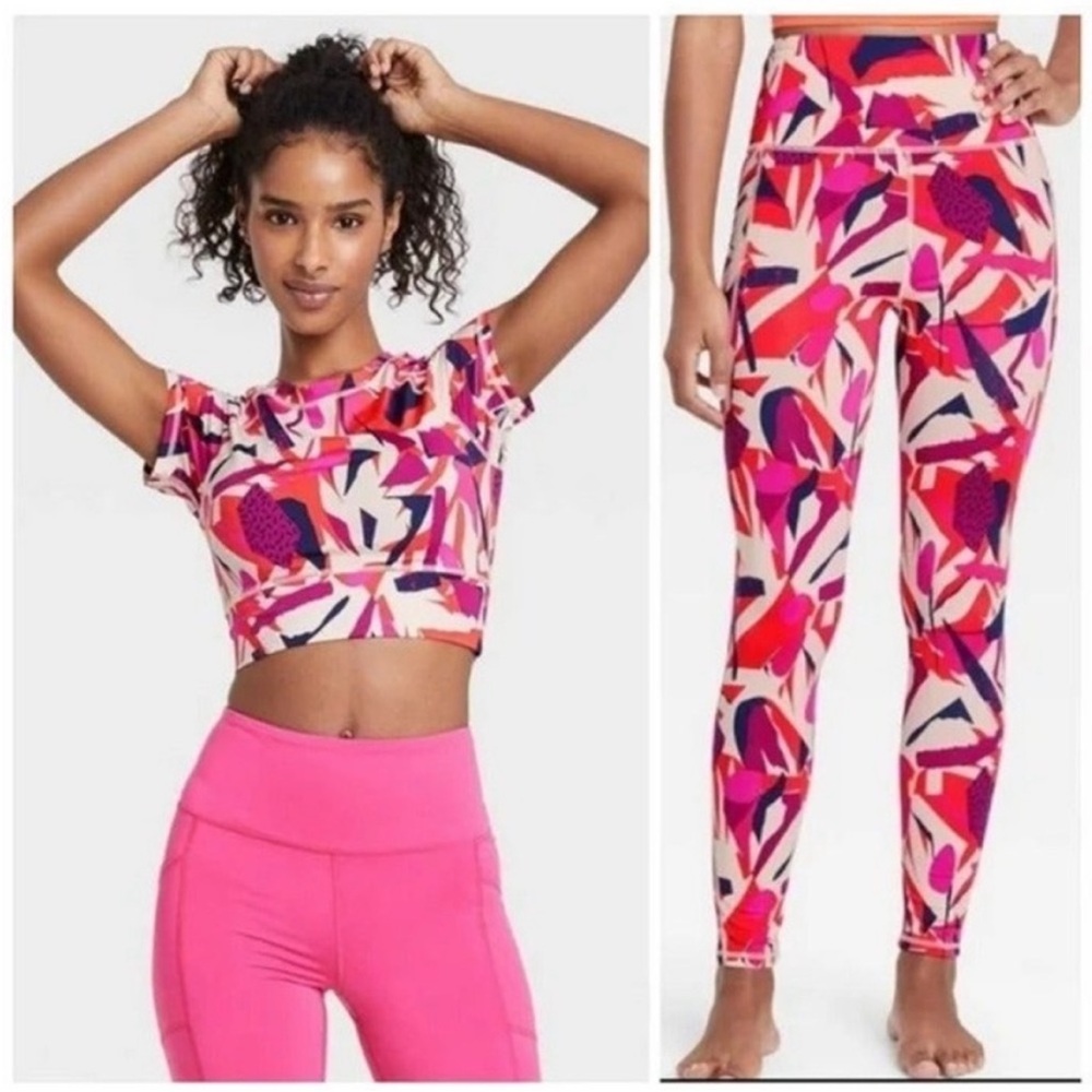 NWT 2pc Crop & Leggings Athletic Set! Colorful Abstract Print. Gym, Yoga, Casual